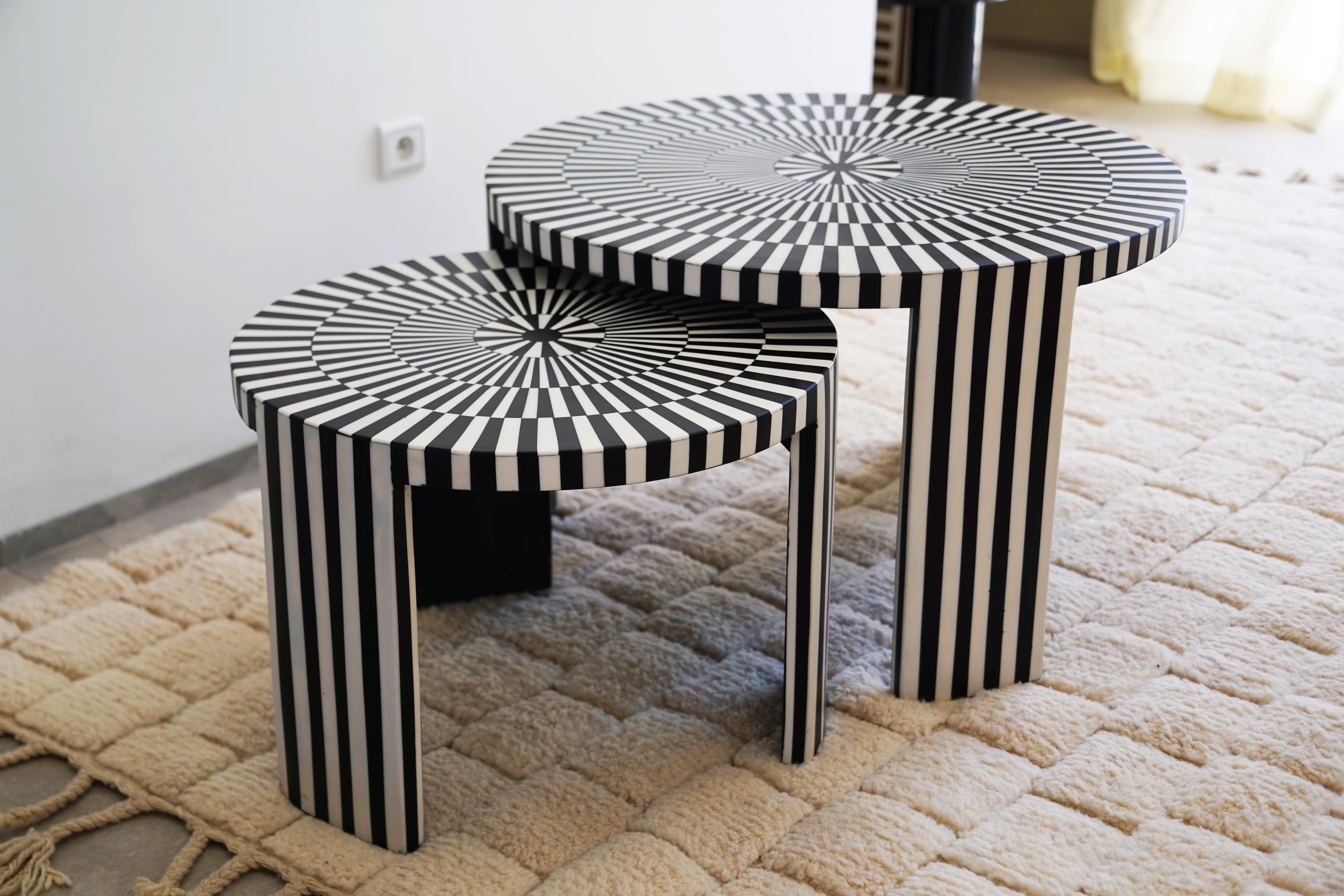 CLÉO - Duo table basse en résine et bois de noyer