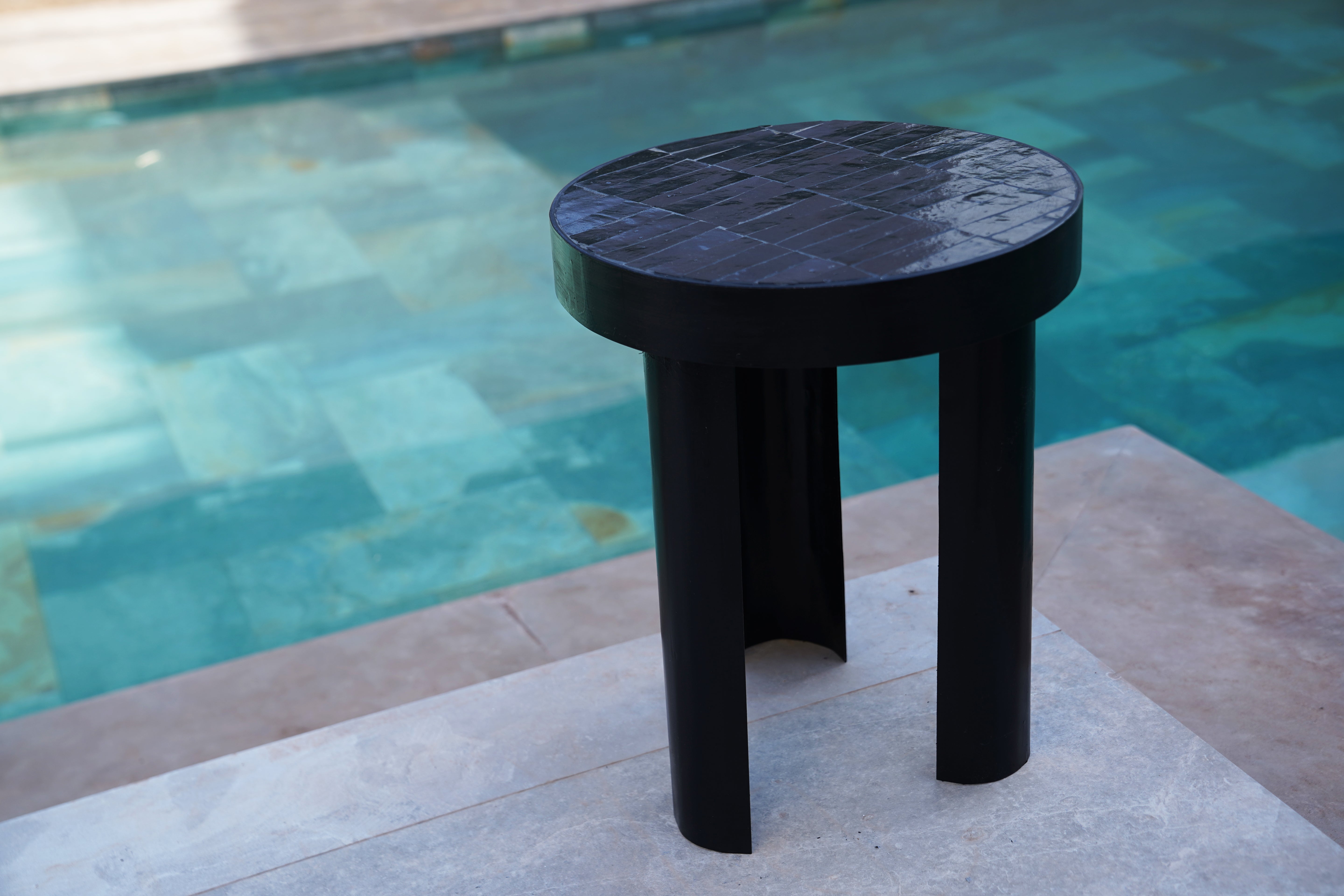 ONA - Table d'appoint en zellige